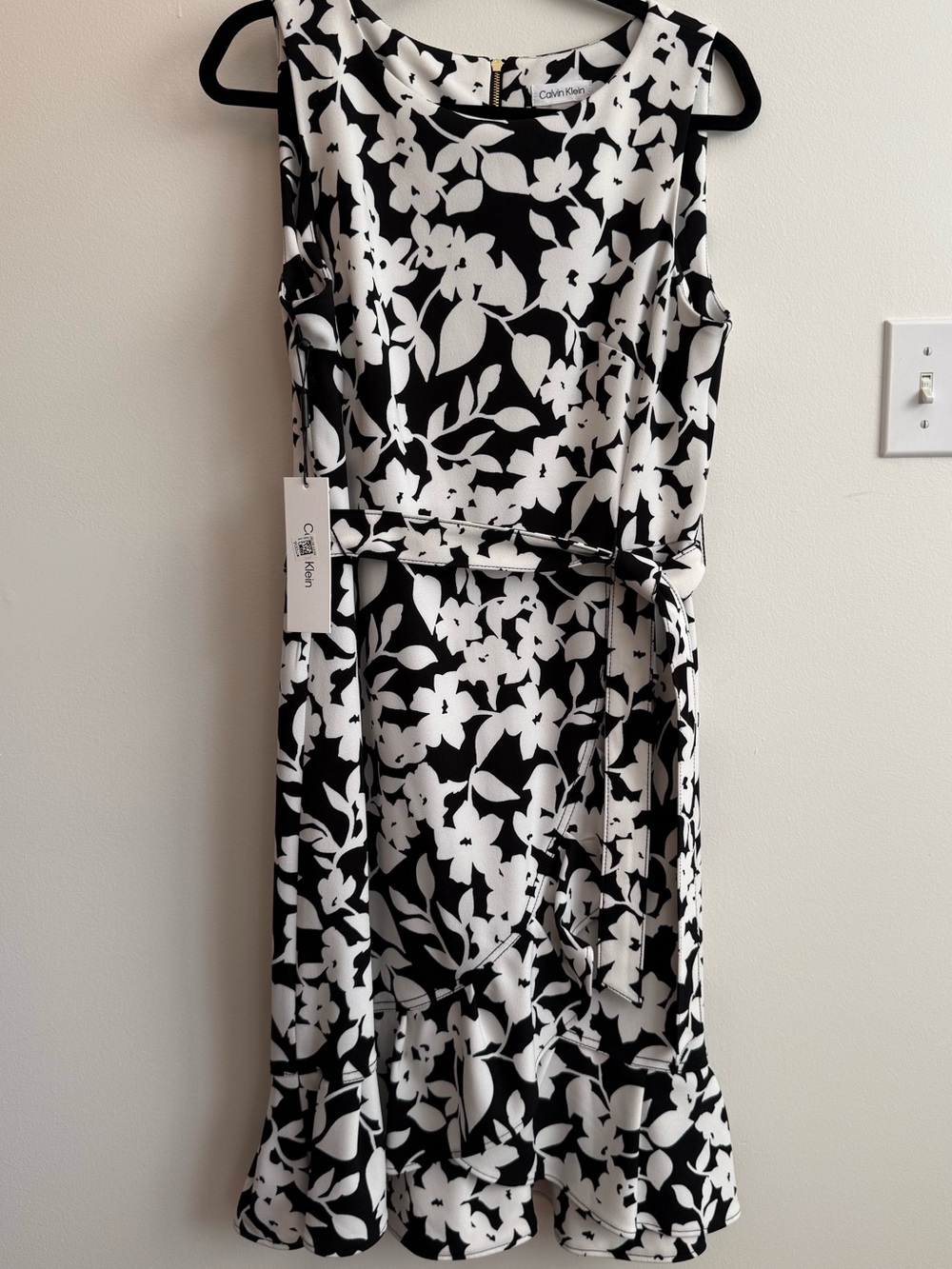 NEW Calvin Klein Floral Print Sleeveless Belted Dress